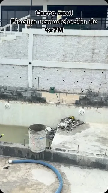 Remodelación de piscina de 4x7 metros en Cerro Azul.